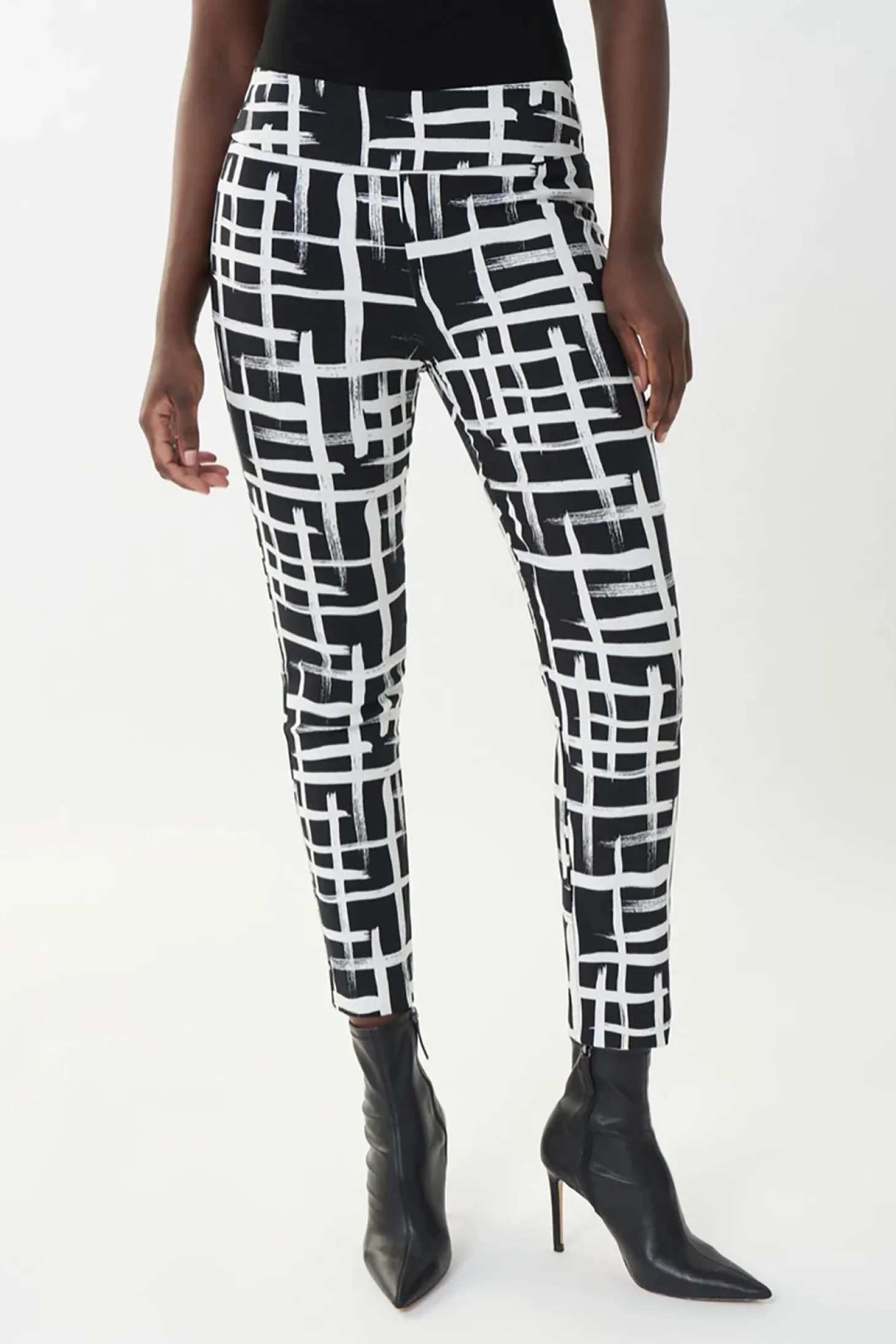 Block Inspired Pants - Black& White - JR124