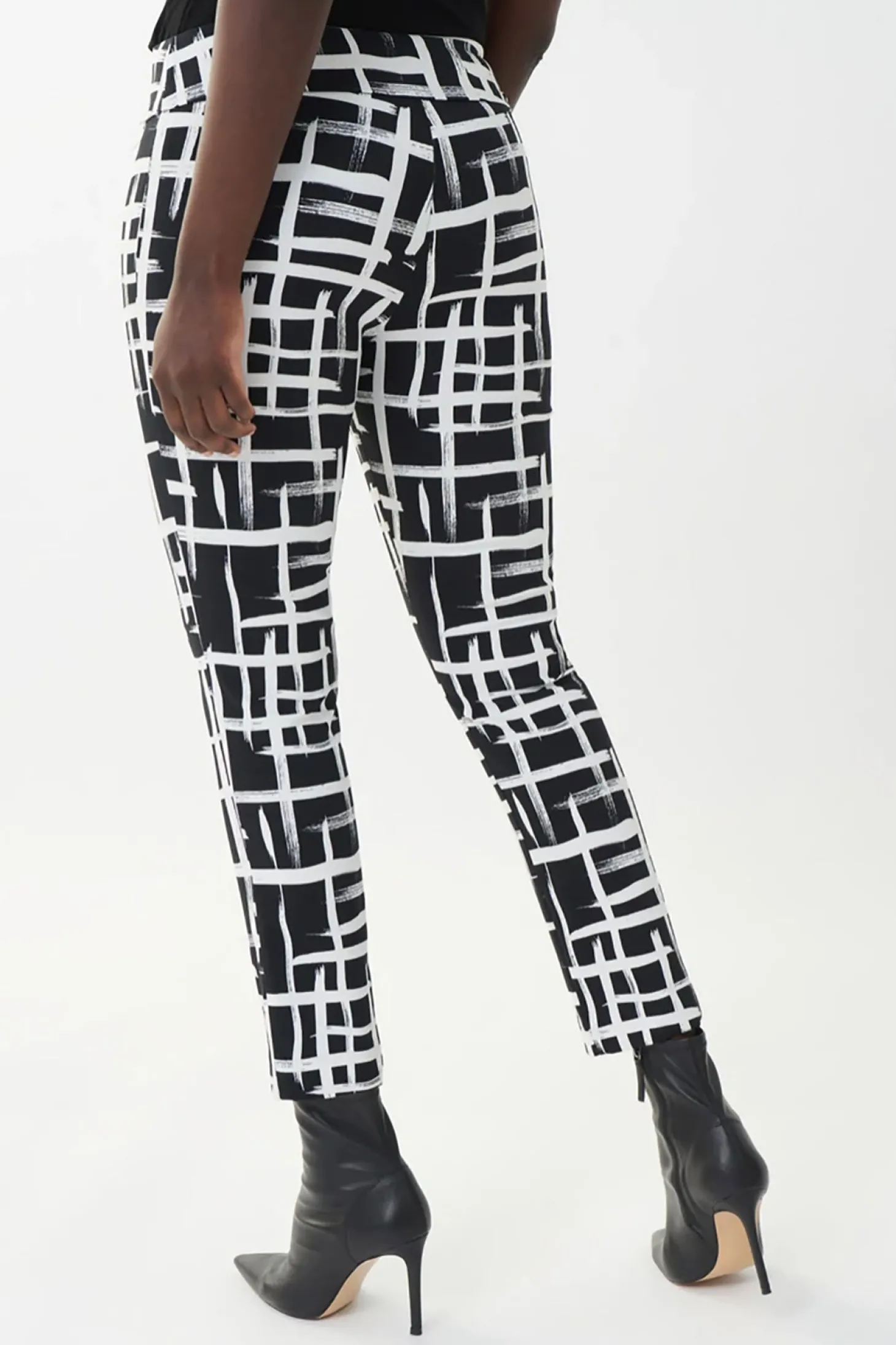 Block Inspired Pants - Black& White - JR124