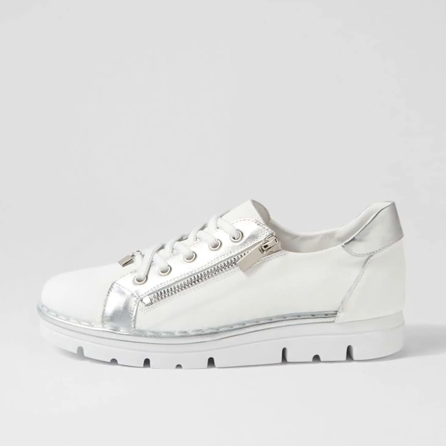 Elos Sneaker - White And Silver - TE8