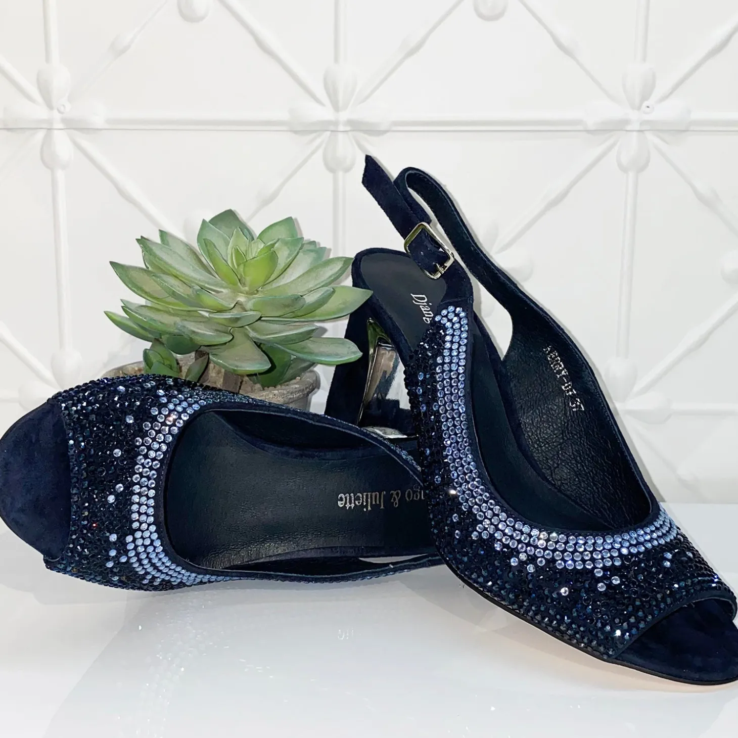 Kerry Heel - Navy - DJ6