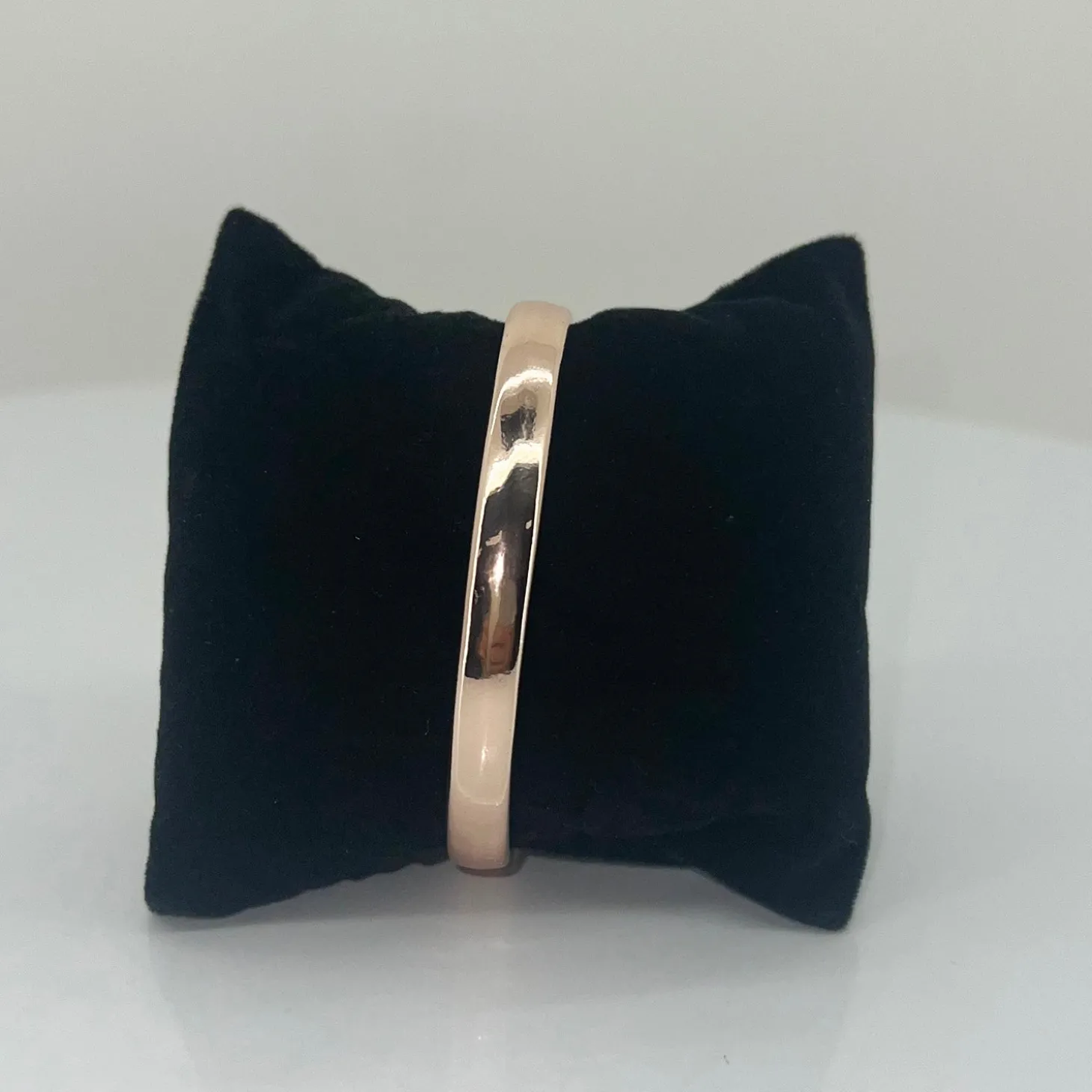 Rose Gold Plated Twist Bangle - SJ1